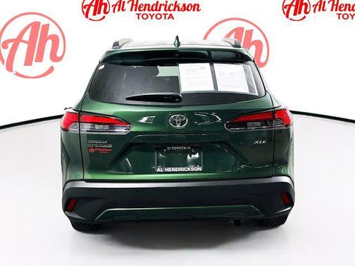 2023 Toyota Corolla Cross XLE