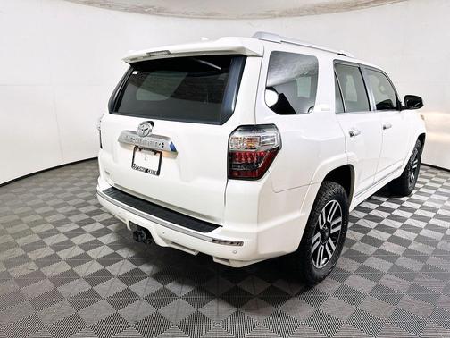 Blizzard Pearl 2020 Toyota 4Runner Limited
