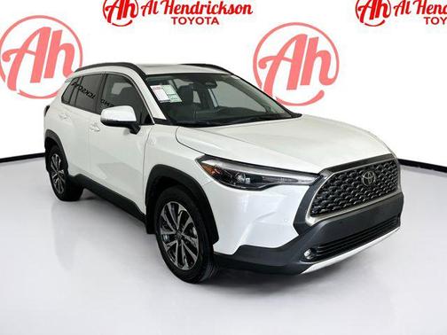 2024 Toyota Corolla Cross XLE