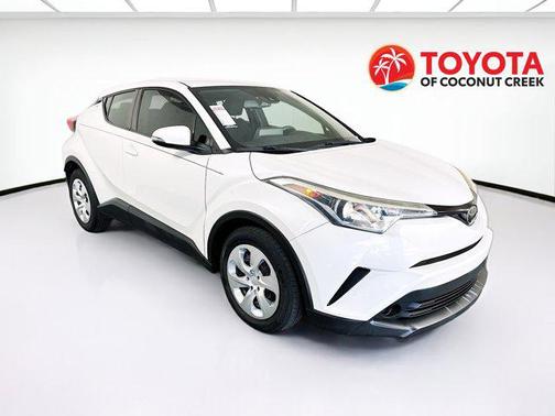Blizzard Pearl 2019 Toyota C-HR LE