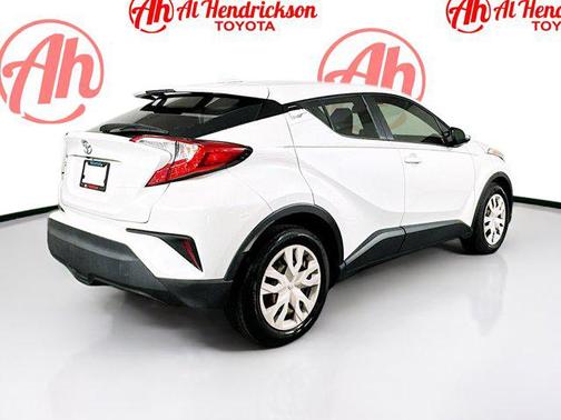 White 2019 Toyota C-HR LE