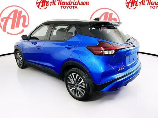 2022 Nissan Kicks SV