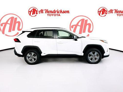 2024 Toyota RAV4 Hybrid SE