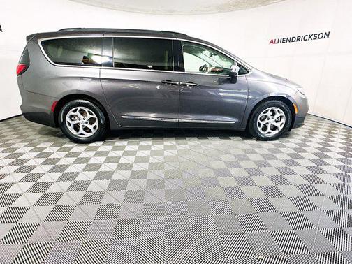 2022 Chrysler Pacifica Limited