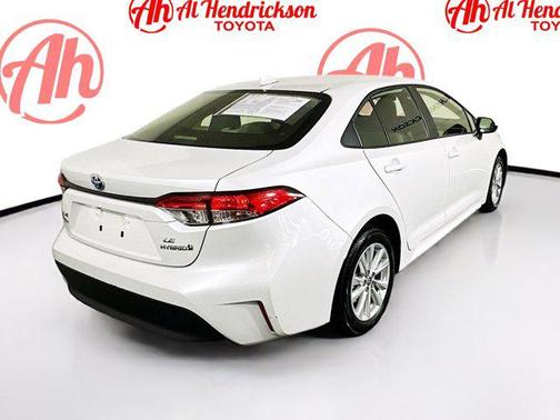 2024 Toyota Corolla Hybrid LE
