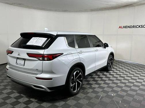 2022 Mitsubishi Outlander Black Edition S-AWC