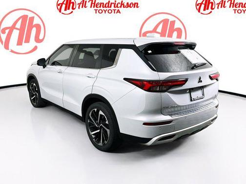 2022 Mitsubishi Outlander Black Edition S-AWC