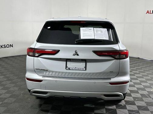 2022 Mitsubishi Outlander Black Edition S-AWC