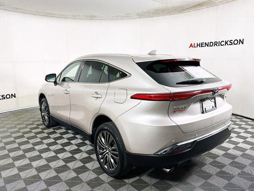 2023 Toyota Venza LE