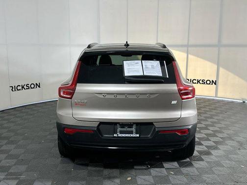 2024 Volvo XC40 Recharge Pure Electric Twin Plus