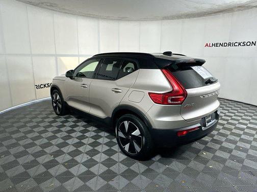 2024 Volvo XC40 Recharge Pure Electric Twin Plus