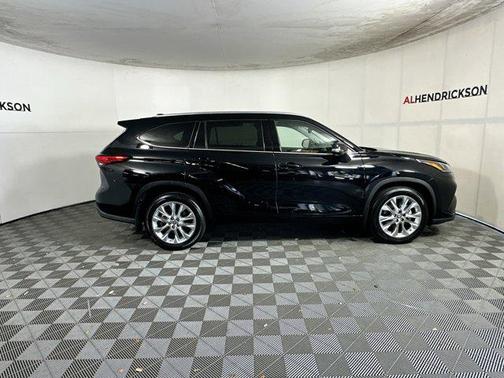2022 Toyota Highlander Limited