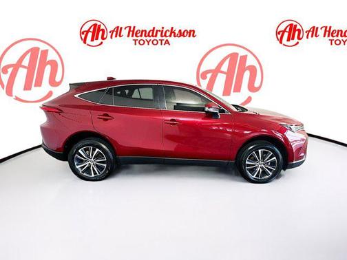 2022 Toyota Venza LE