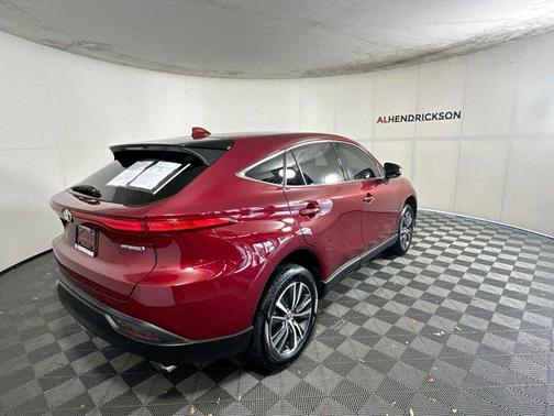 2022 Toyota Venza LE