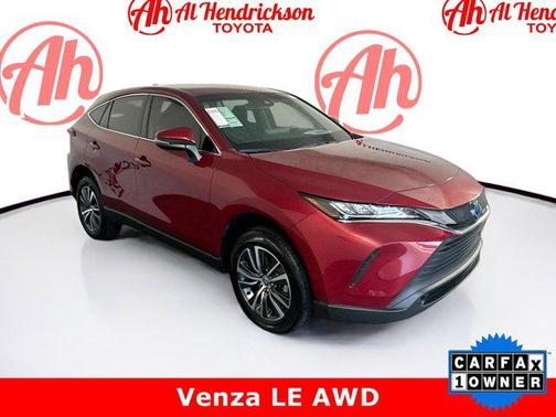 2022 Toyota Venza LE