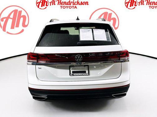 2024 Volkswagen Atlas 2.0T SE
