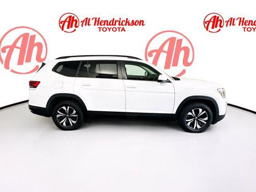 2024 Volkswagen Atlas 2.0T SE
