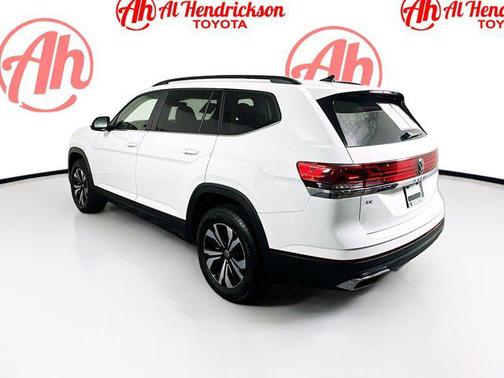 2024 Volkswagen Atlas 2.0T SE