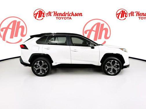 2025 Toyota RAV4 Hybrid SE