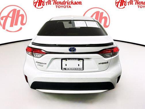 2022 Toyota Corolla Hybrid SE
