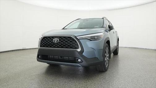 2025 Toyota Corolla Cross XLE