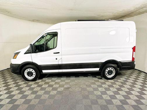 2022 Ford Transit-150 Base