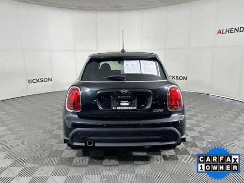 2023 MINI Hardtop Cooper