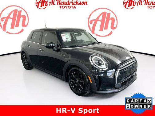 2023 MINI Hardtop Cooper