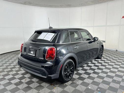 2023 MINI Hardtop Cooper