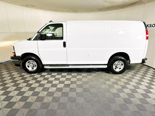 2024 Chevrolet Express 2500 RWD 2500 Regular Wheelbase WT