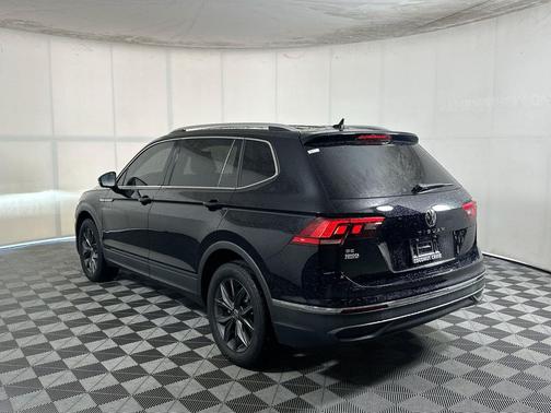 Black 2023 Volkswagen Tiguan 2.0T SE