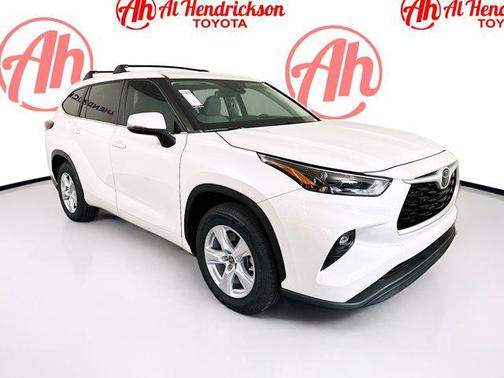 2023 Toyota Highlander LE