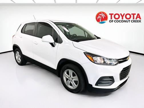 Summit White 2020 Chevrolet Trax LS