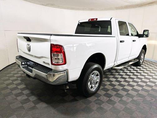 2024 RAM 2500 Tradesman Crew Cab 4x4 6'4' Box