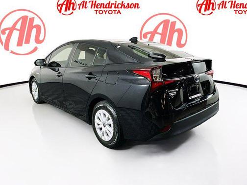 2021 Toyota Prius LE