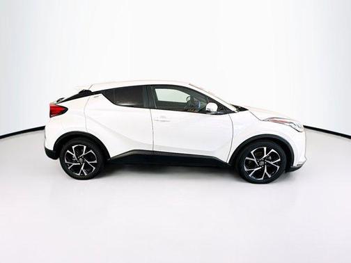 2021 Toyota C-HR LE