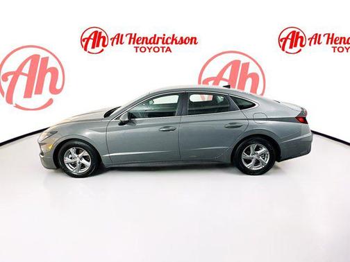2023 Hyundai SONATA SE
