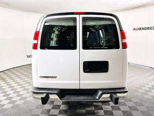 2024 Chevrolet Express 2500 RWD 2500 Regular Wheelbase WT