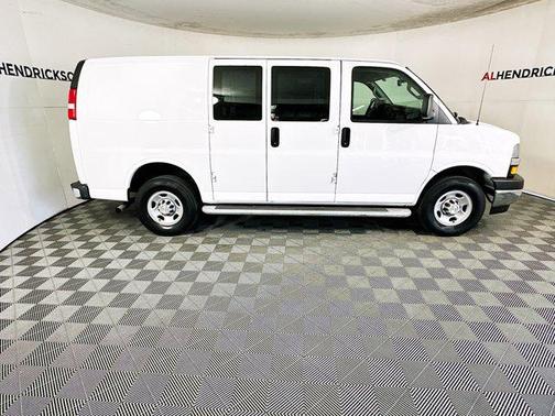 2024 Chevrolet Express 2500 RWD 2500 Regular Wheelbase WT
