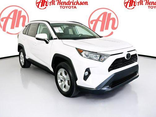 2020 Toyota RAV4 XLE