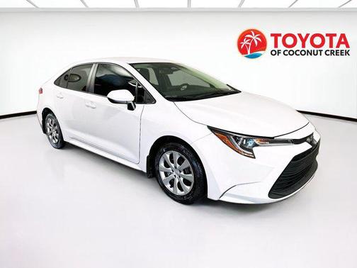Ice 2025 Toyota Corolla LE