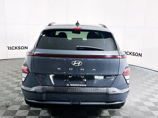 2024 Hyundai KONA EV SEL