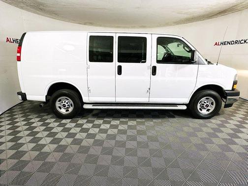 2024 GMC Savana 2500 Work Van