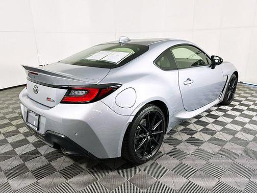 2024 Toyota GR86 Premium