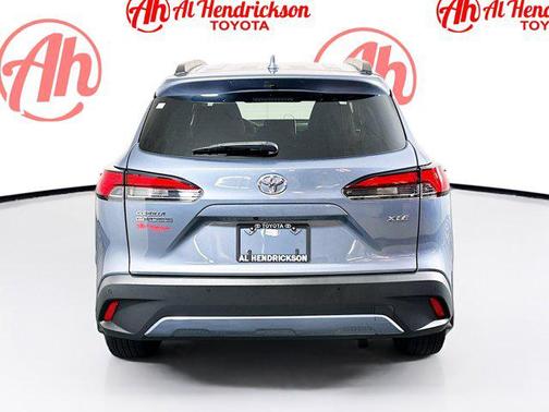 2024 Toyota Corolla Cross XLE