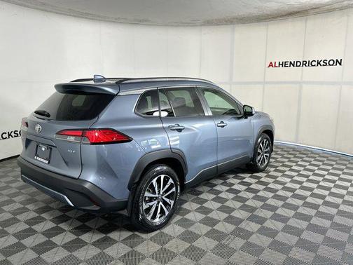 2024 Toyota Corolla Cross XLE