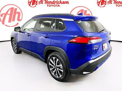 2024 Toyota Corolla Cross XLE