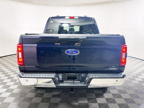 Blue Metallic 2022 Ford F-150 XLT