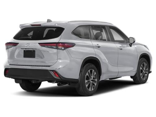 Celestial Silver Metallic 2023 Toyota Highlander XLE