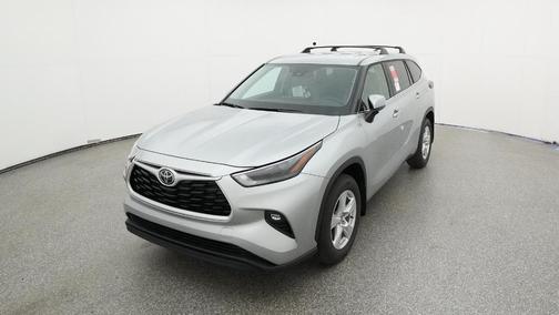 2025 Toyota Highlander LE